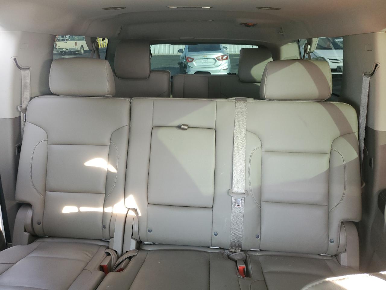 2015 Chevrolet Suburban K1500 Lt VIN: 1GNSKJKC3FR217862 Lot: 92256615