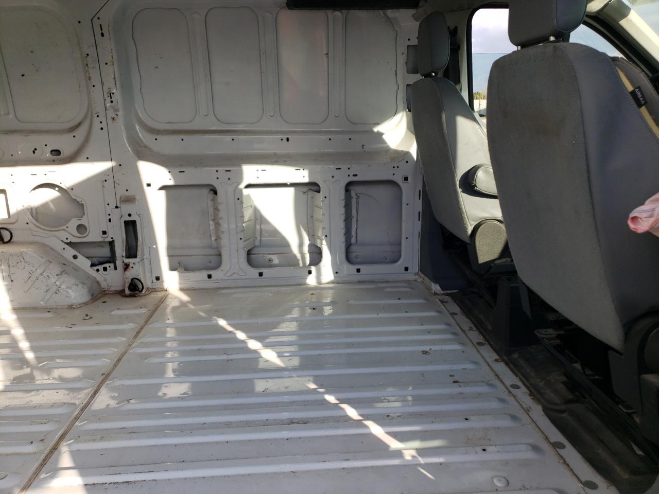 2018 Ford Transit 250 Delivery Van VIN: 1FTYR1ZM2JKA31390 Lot: 90470645