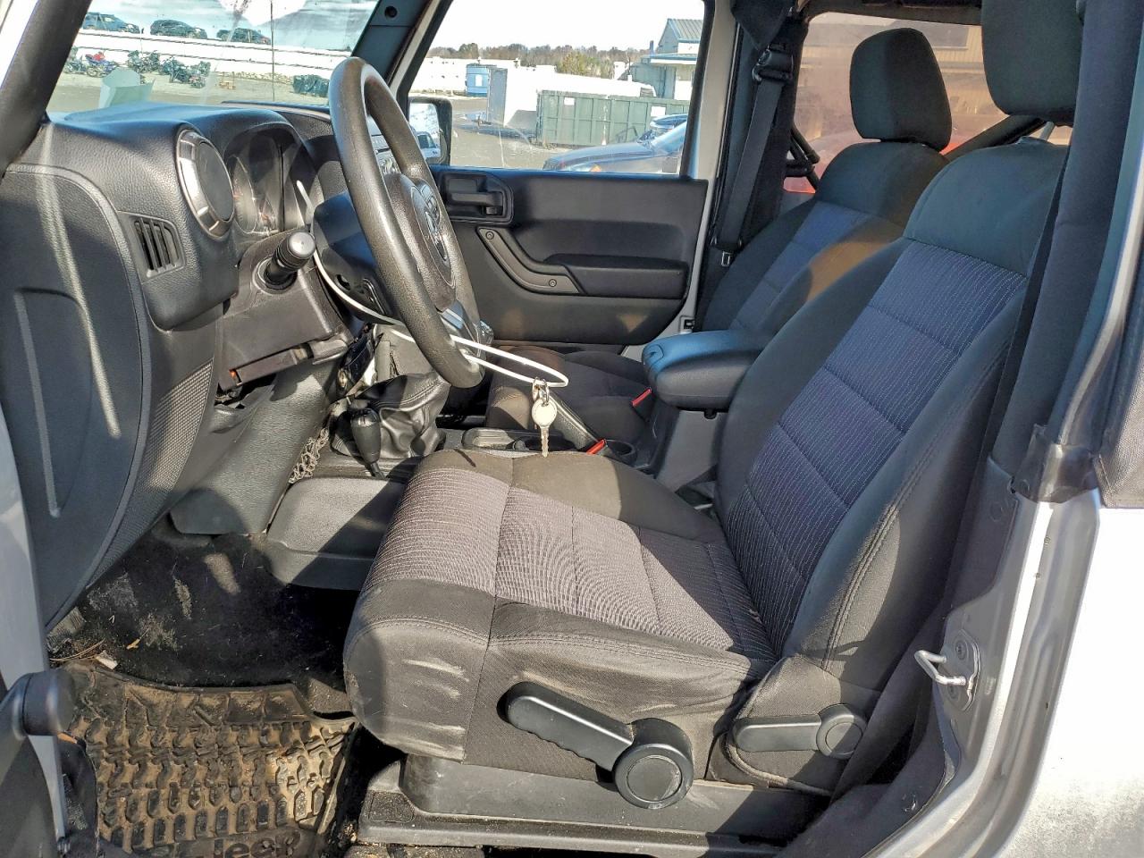 2011 Jeep Wrangler Sport VIN: 1J4AA2D14BL517720 Lot: 94704595