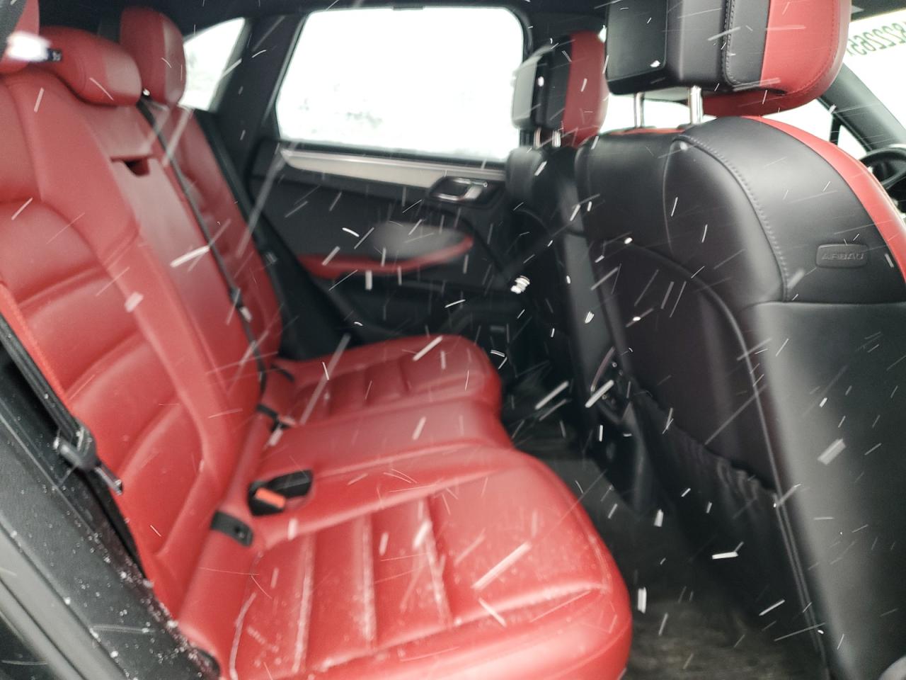 2018 Porsche Macan Gts VIN: WP1AG2A51JLB60652 Lot: 91822265