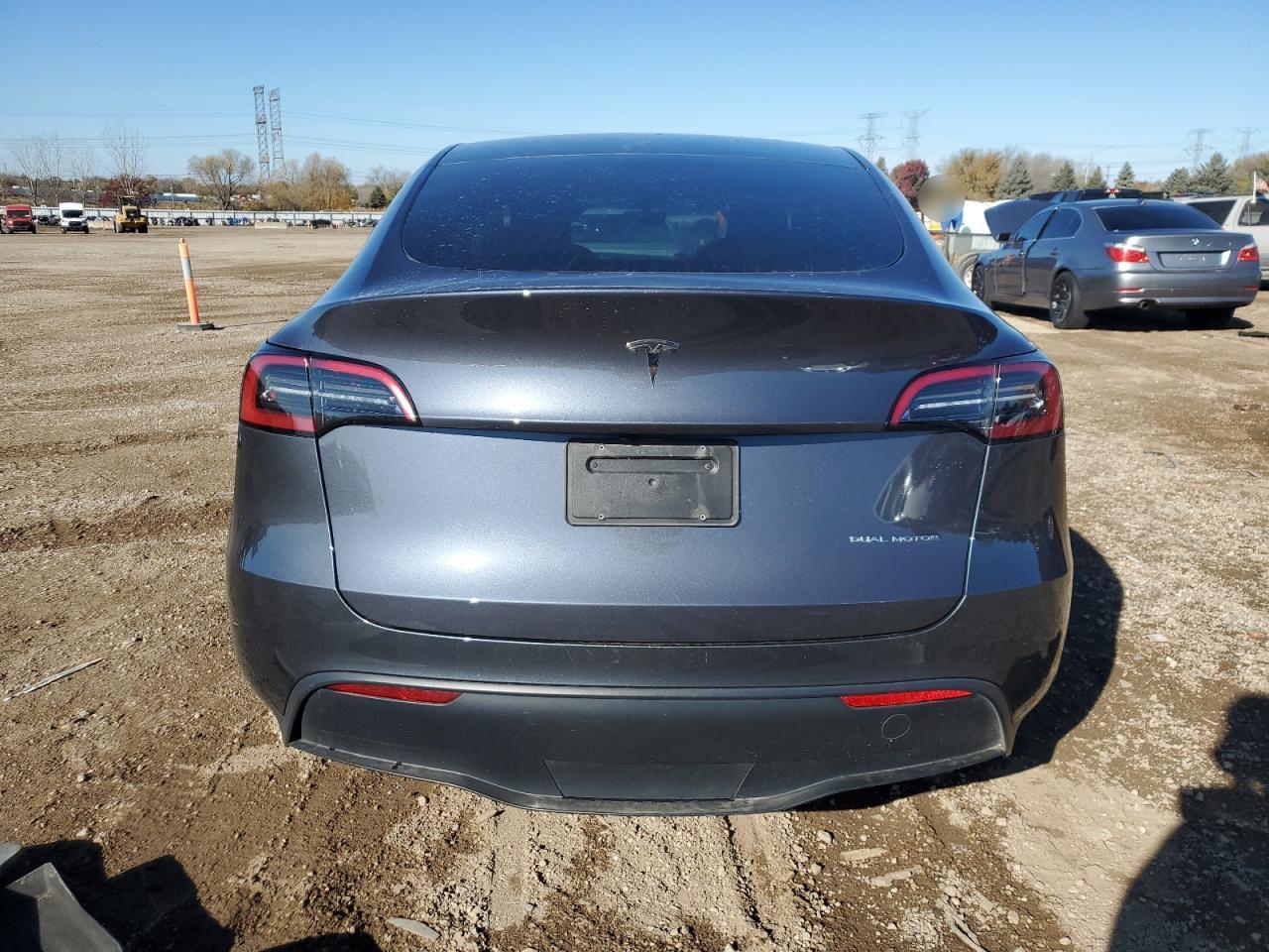 2023 Tesla Model Y VIN: 7SAYGDEE2PF858076 Lot: 91689215