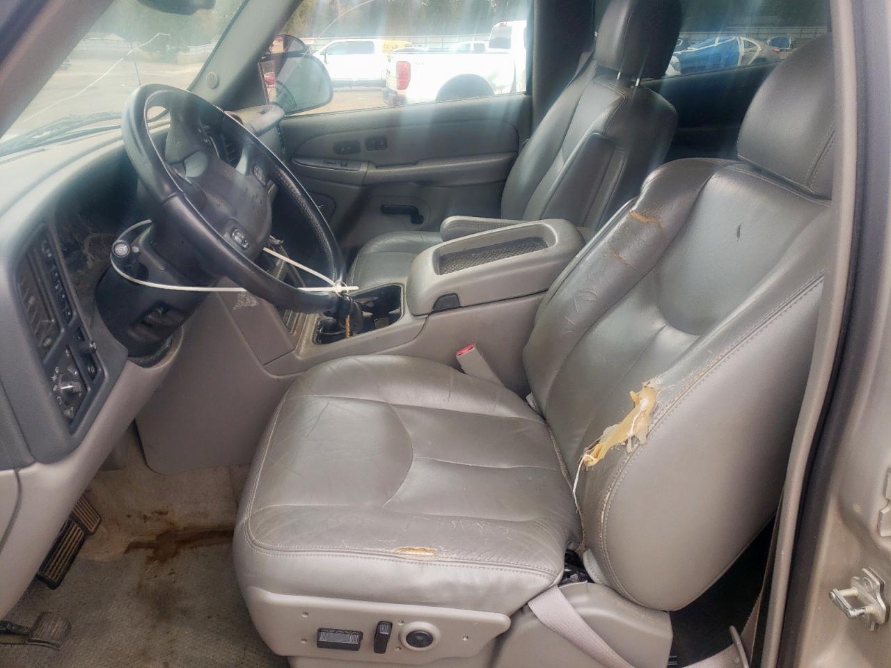 2004 Chevrolet Tahoe K1500 VIN: 1GNEK13Z44R261544 Lot: 91708805