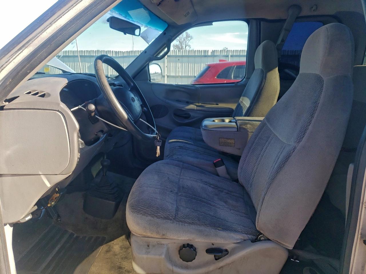 1998 Ford F150 VIN: 2FTZX08W2WCA36561 Lot: 94142665