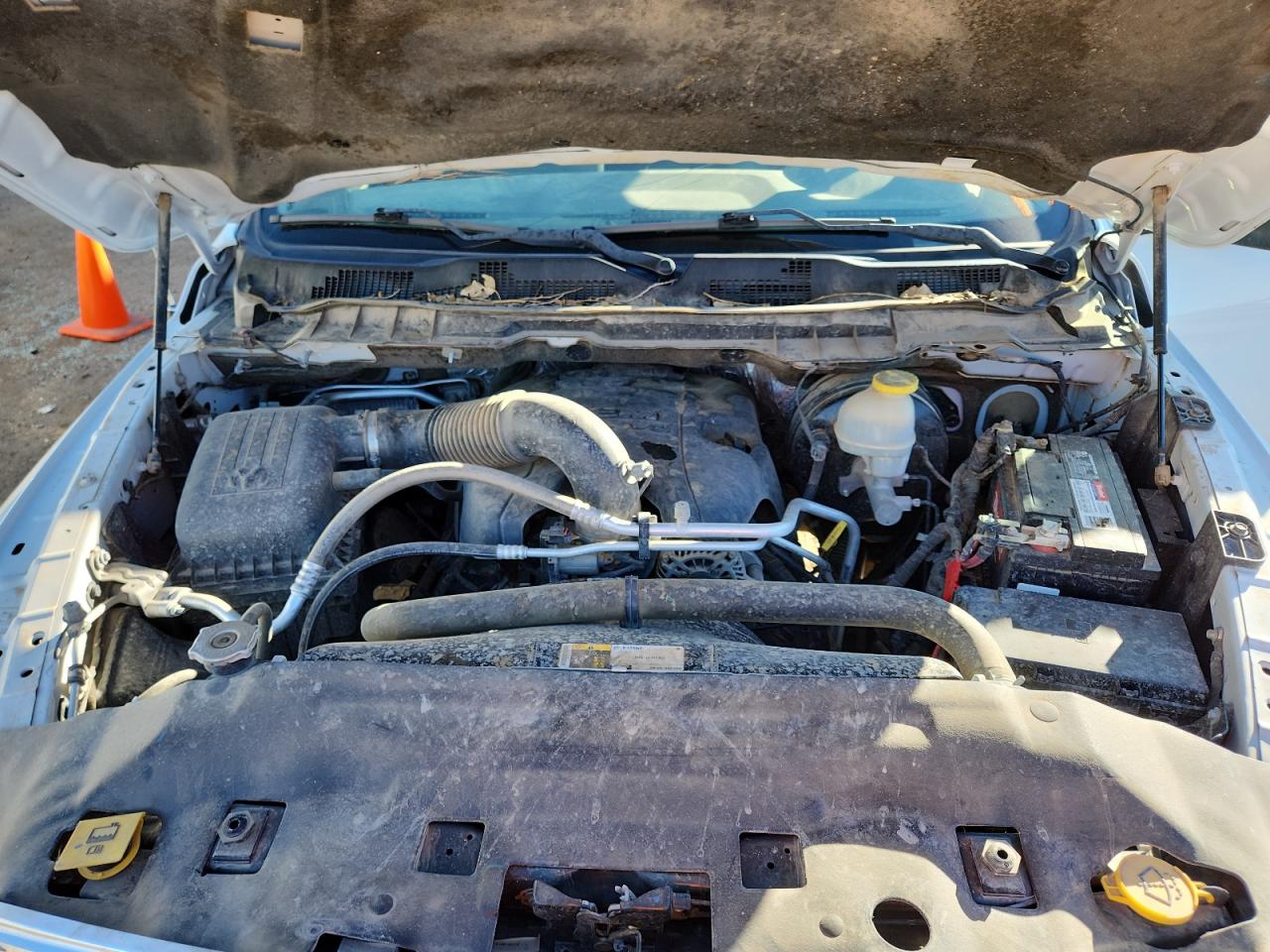 2018 Ram 1500 St VIN: 3C6JR7DT0JG176123 Lot: 90308695