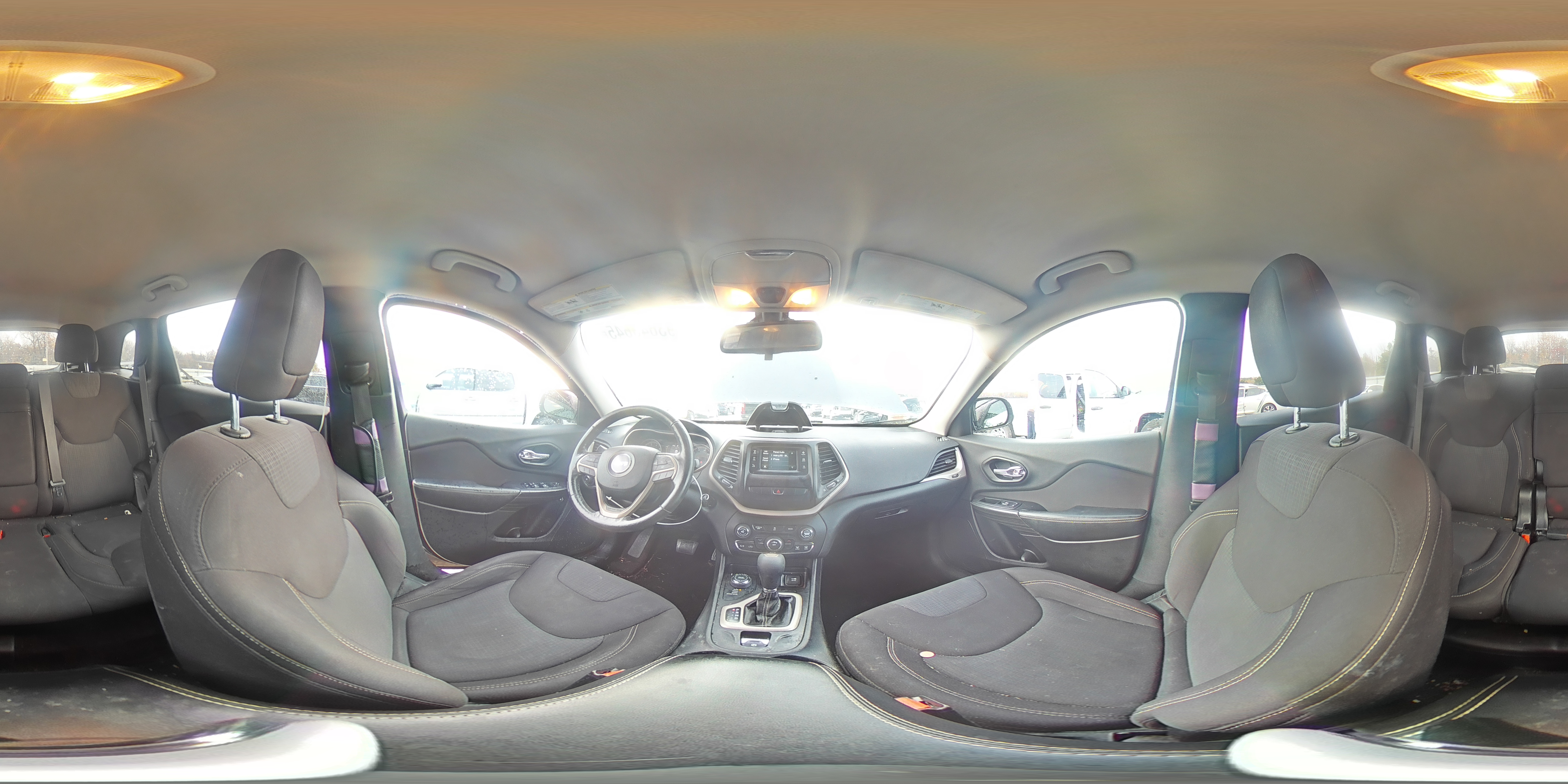 2015 Jeep Cherokee Latitude VIN: 1C4PJMCBXFW551073 Lot: 93643645