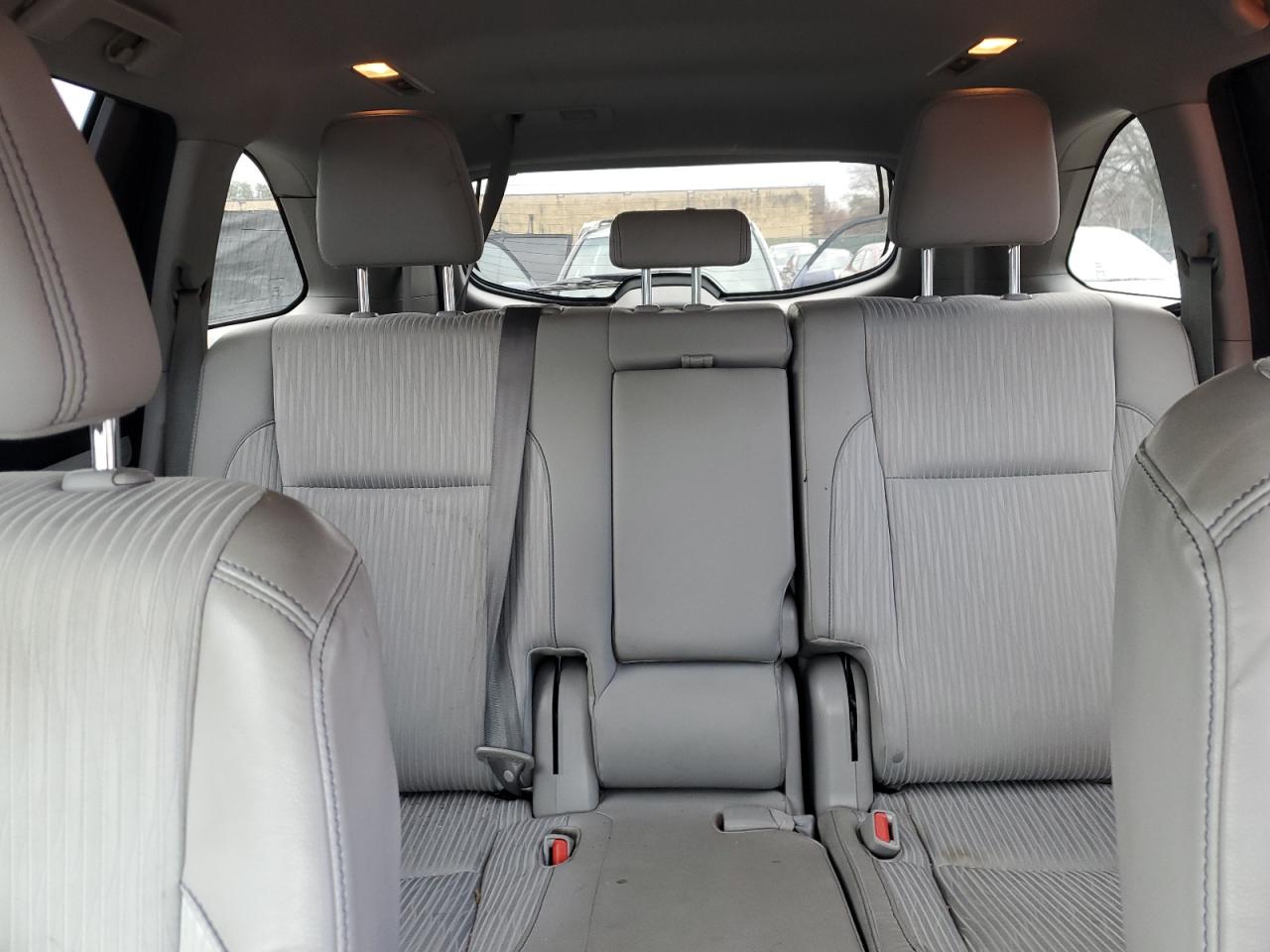 2014 Toyota Highlander Le VIN: 5TDBKRFH4ES070383 Lot: 93438345