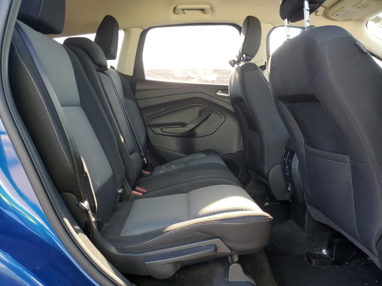 2018 Ford Escape Se VIN: 1FMCU9GD0JUC57843 Lot: 92679975