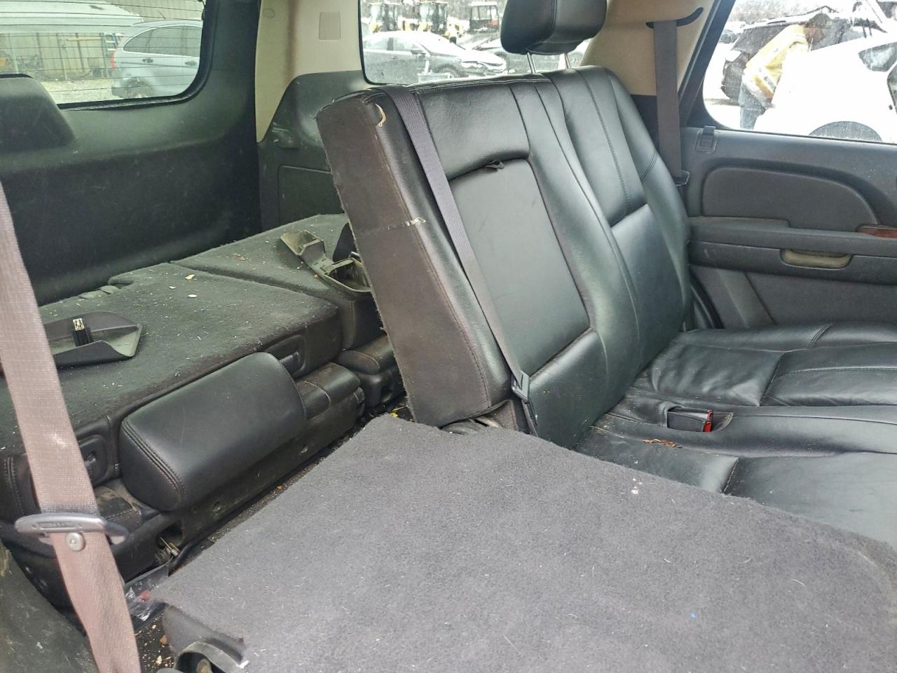 2010 Chevrolet Tahoe K1500 Lt VIN: 1GNUKBE09AR187615 Lot: 93692565