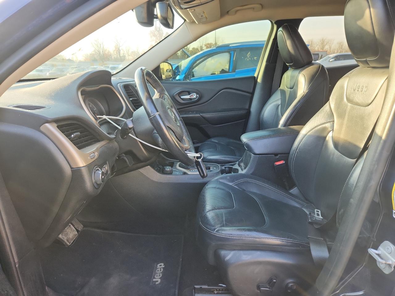 2016 Jeep Cherokee Limited VIN: 1C4PJMDB0GW289306 Lot: 92822985