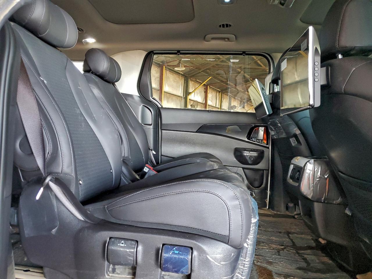 2025 Kia Carnival Sx VIN: KNDNE5KA1S6073453 Lot: 94535195