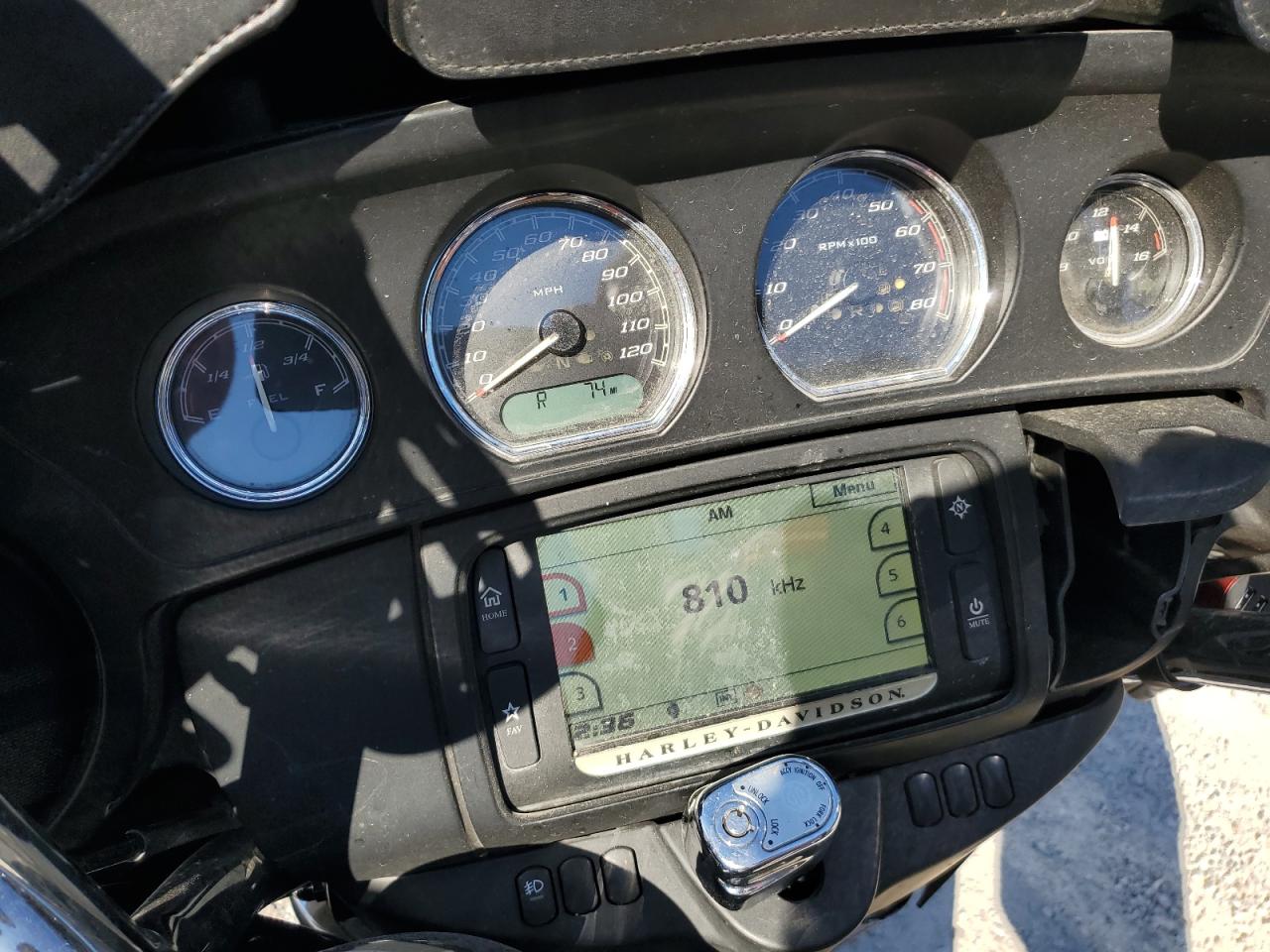 2014 Harley-Davidson Flhtcu Ultra Classic Electra Glide VIN: 1HD1FCM19EB708877 Lot: 91636135