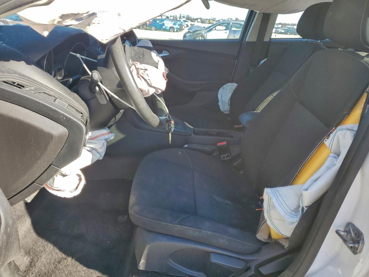 2018 Ford Focus Se VIN: 1FADP3F23JL223470 Lot: 93989355