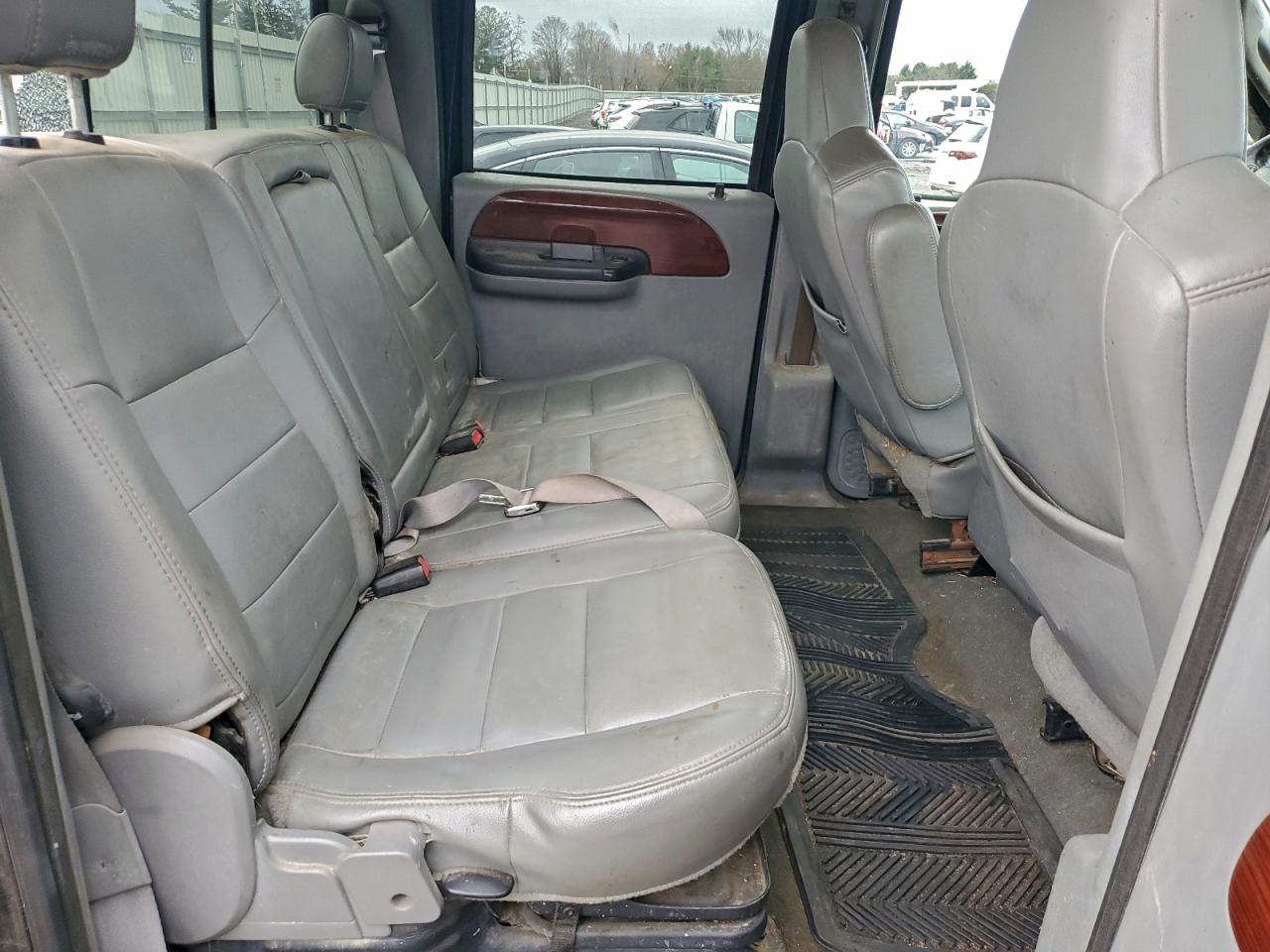 2005 Ford F350 Srw Super Duty VIN: 1FTWW31525ED03585 Lot: 94351045