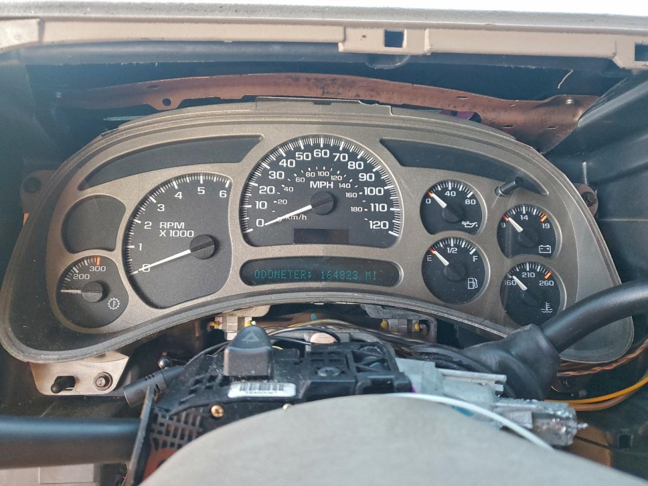 2005 GMC Yukon Denali VIN: 1GKEK63U15J128612 Lot: 94944655