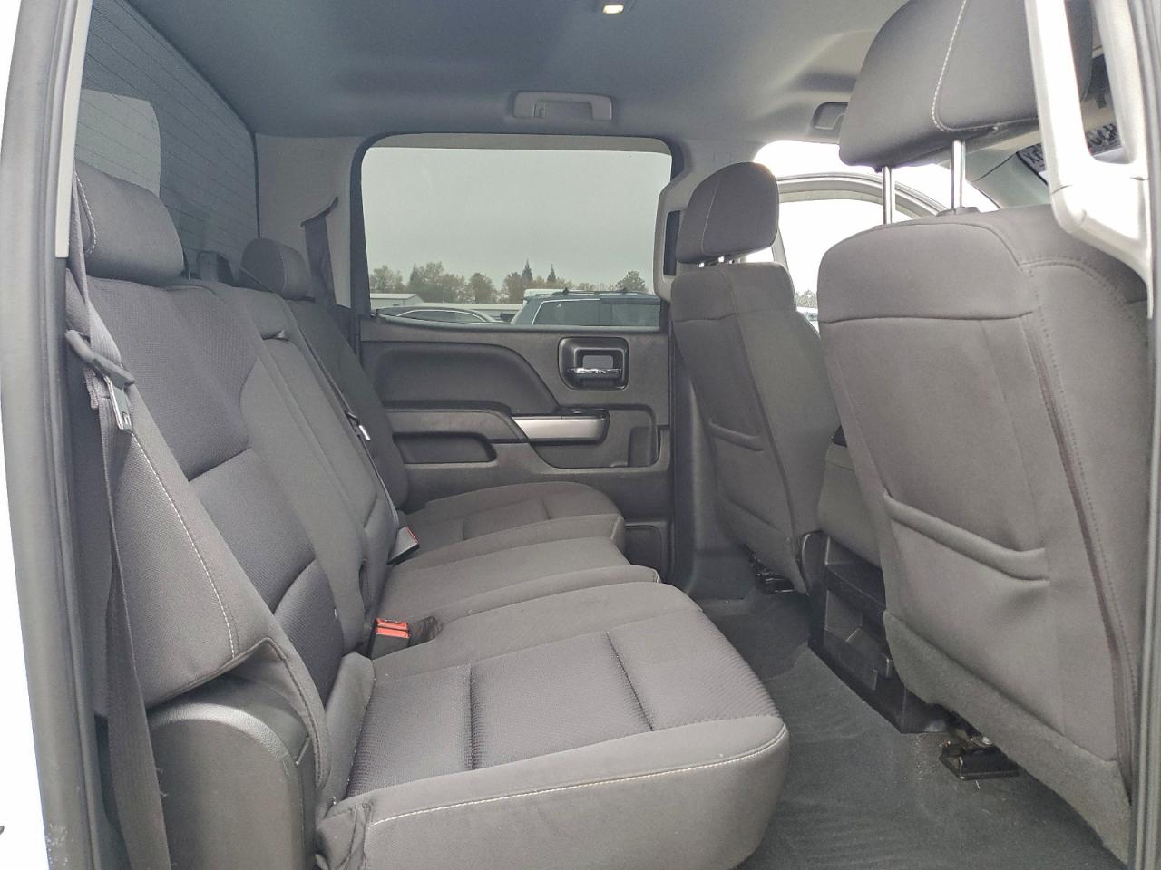 2018 Chevrolet Silverado K1500 Lt VIN: 3GCUKREC8JG590450 Lot: 93556925