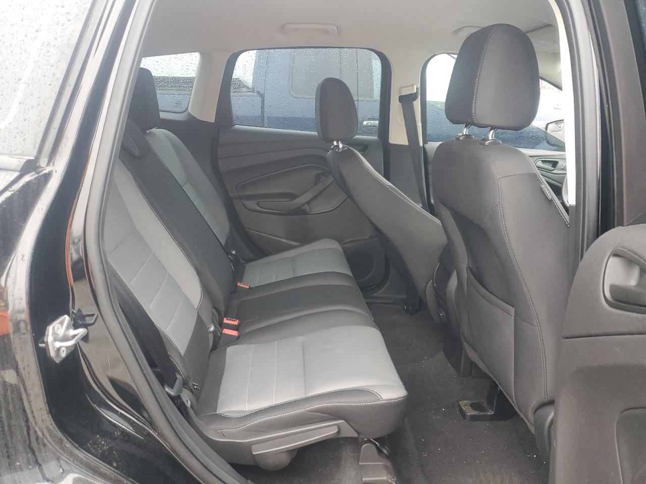 2017 Ford Escape S VIN: 1FMCU0F78HUC02896 Lot: 91971235