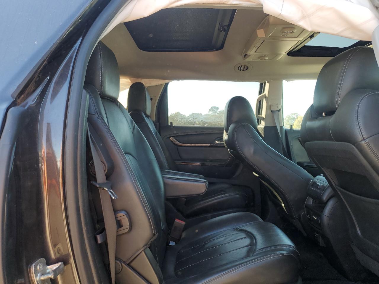 2015 GMC Acadia Denali VIN: 1GKKRTKD9FJ315645 Lot: 92068385