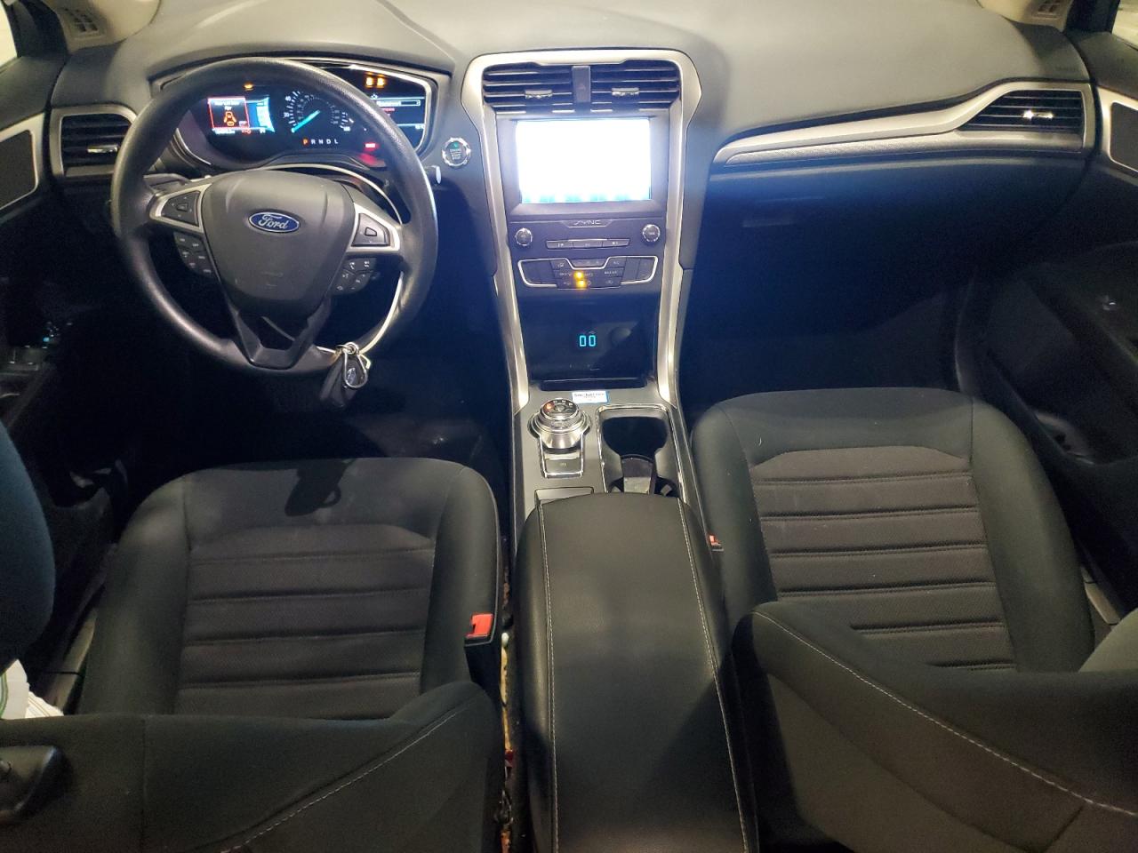 2020 Ford Fusion Se VIN: 3FA6P0HD8LR206738 Lot: 91674265