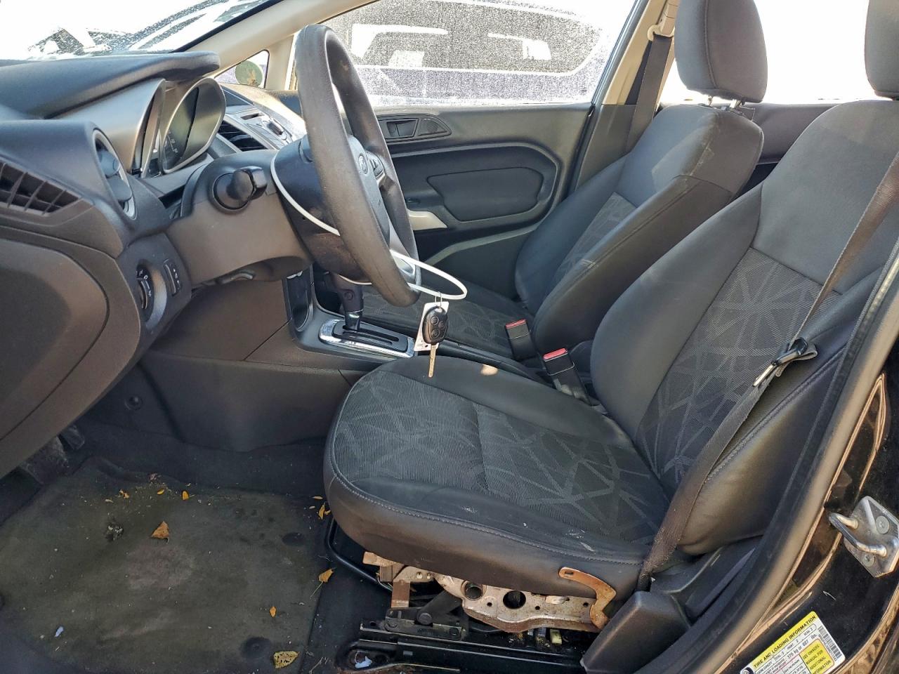 2011 Ford Fiesta Se VIN: 3FADP4EJ2BM212362 Lot: 92854165