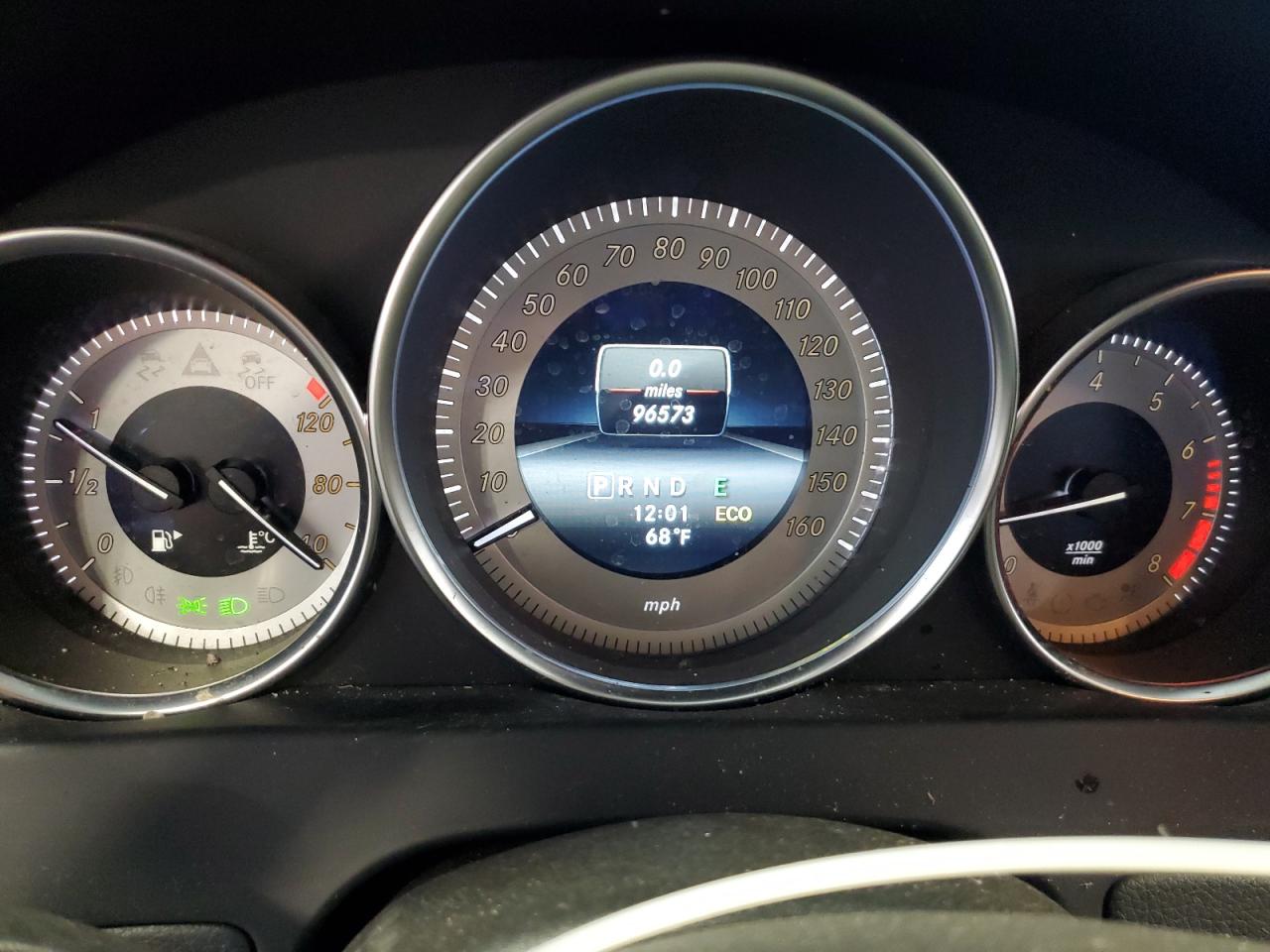 2014 Mercedes-Benz C 300 4Matic VIN: WDDGF8AB9ER323175 Lot: 92066325