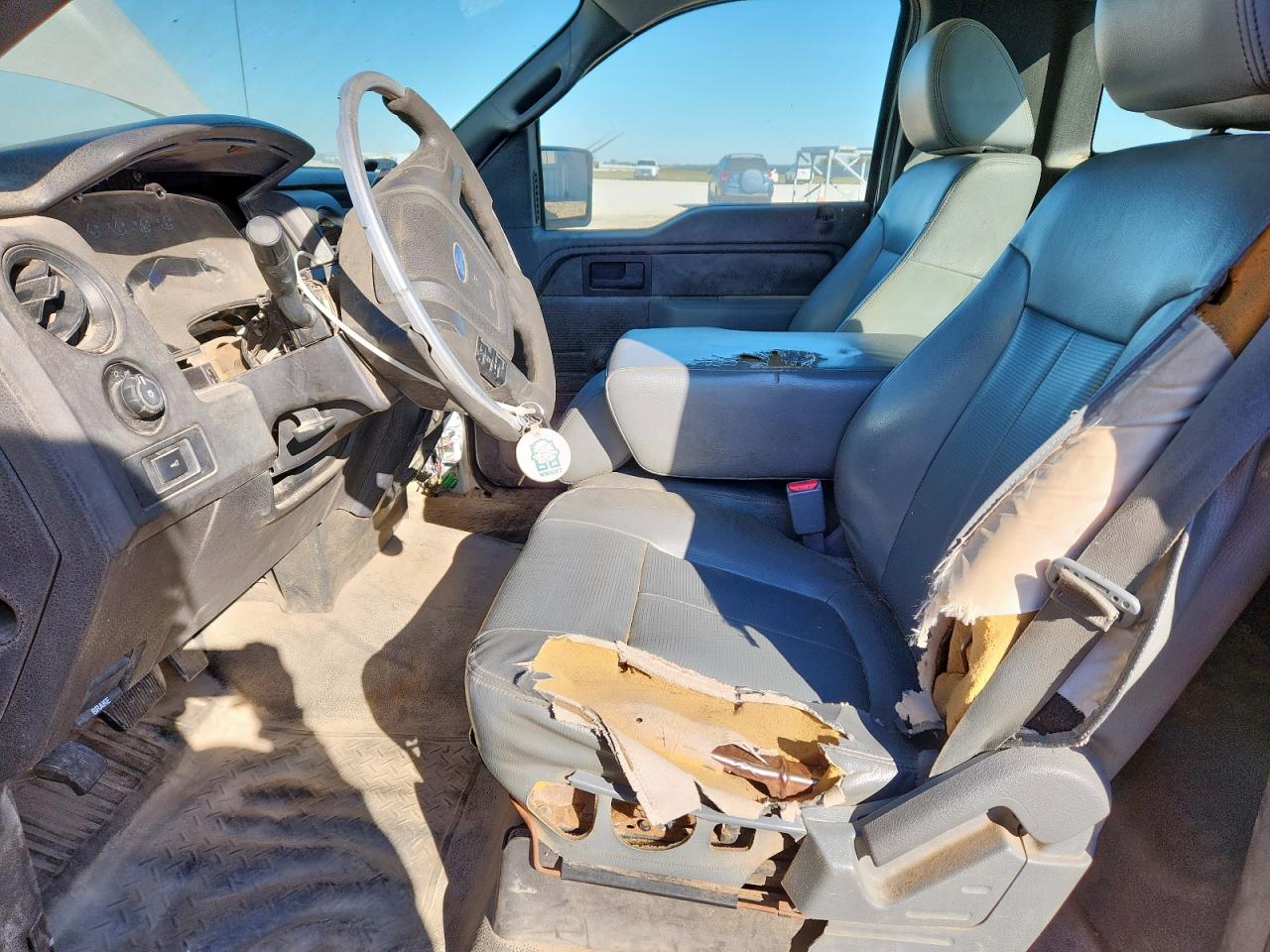 2011 Ford F150 VIN: 1FTMF1CM7BKD22792 Lot: 91903555