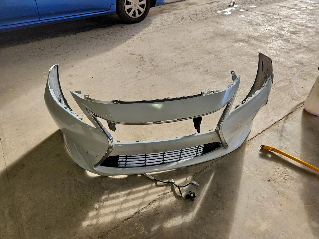 2015 Lexus Es 350 VIN: JTHBK1GGXF2195743 Lot: 94161505