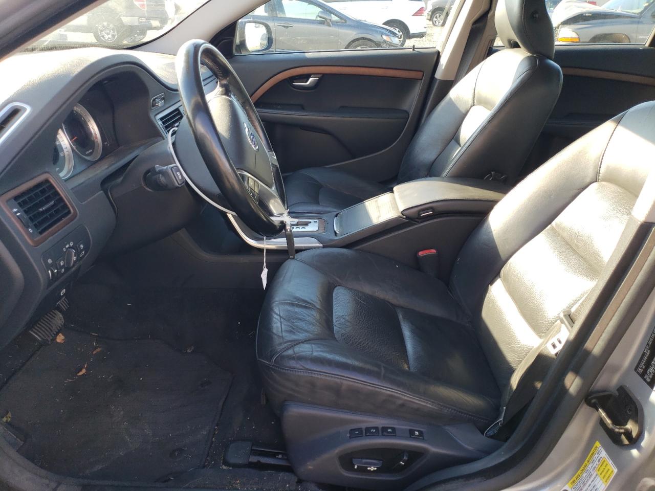 2011 Volvo S80 3.2 VIN: YV1940AS7B1148813 Lot: 92647975