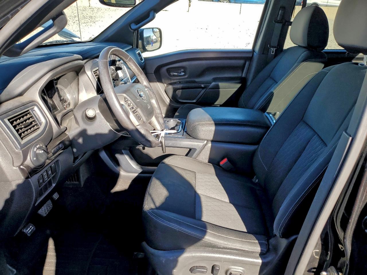 2018 Nissan Titan Sv VIN: 1N6AA1E58JN536241 Lot: 94370505