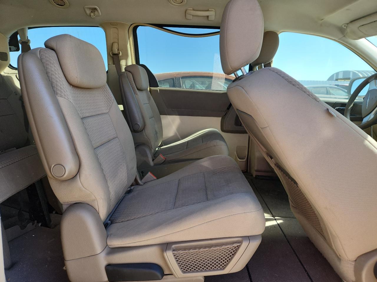 2009 Chrysler Town & Country Lx VIN: 2A8HR44E99R577448 Lot: 91628085