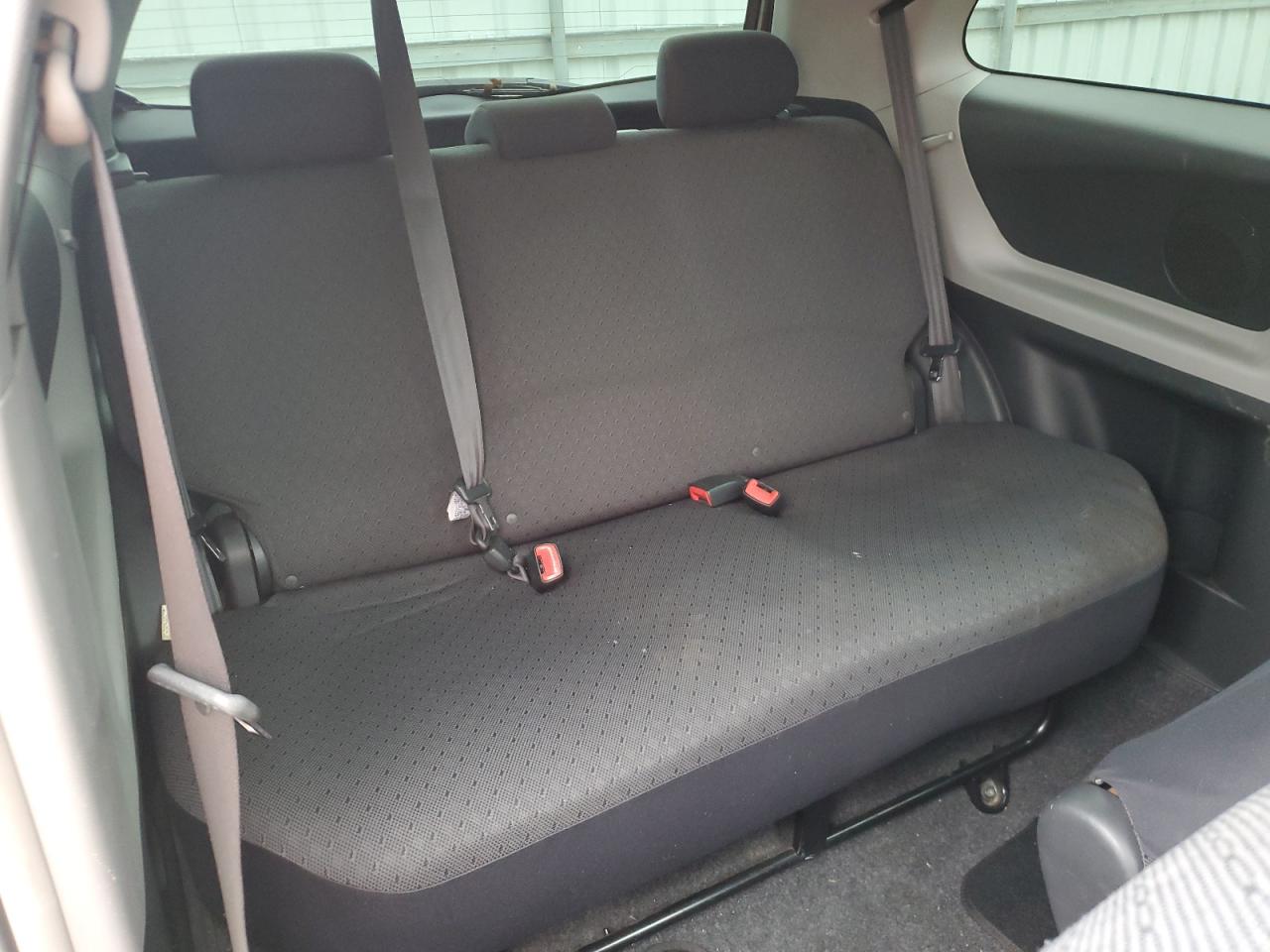 2009 Toyota Yaris VIN: JTDJT903695229289 Lot: 91908595