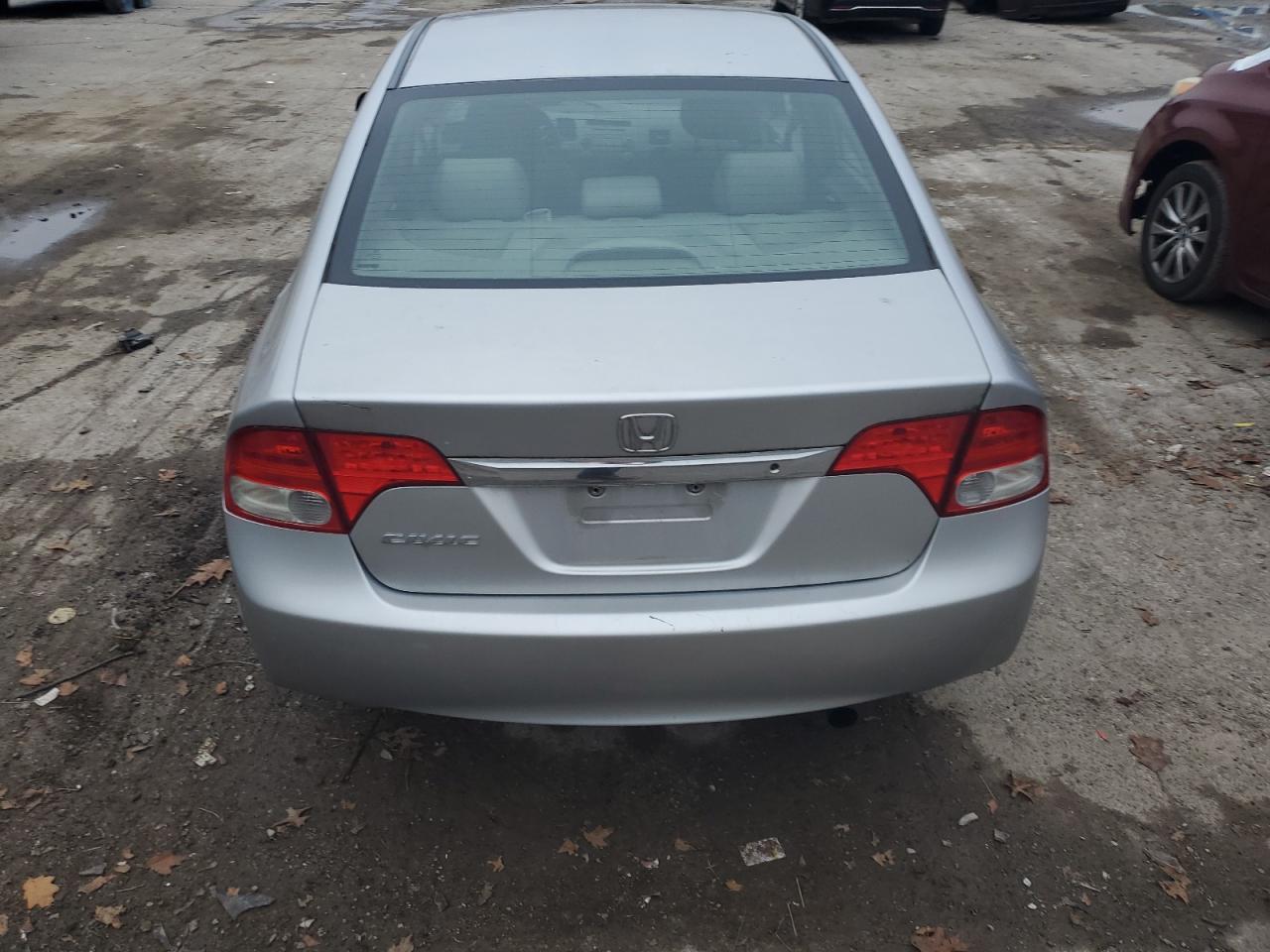 2010 Honda Civic Vp VIN: 2HGFA1F38AH518788 Lot: 93290945