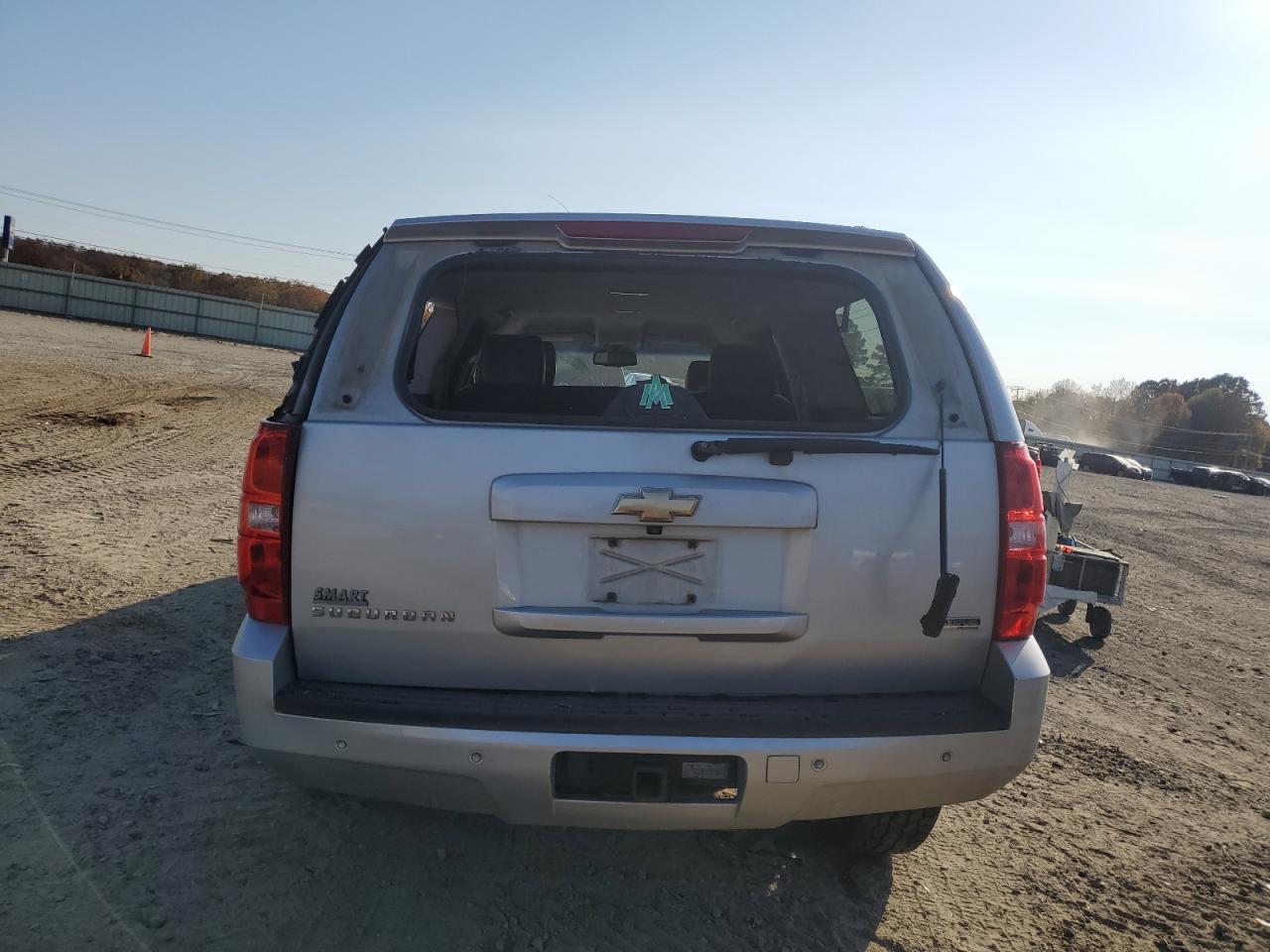 2011 Chevrolet Suburban K1500 Ls VIN: 1GNSKHE30BR354739 Lot: 93123655