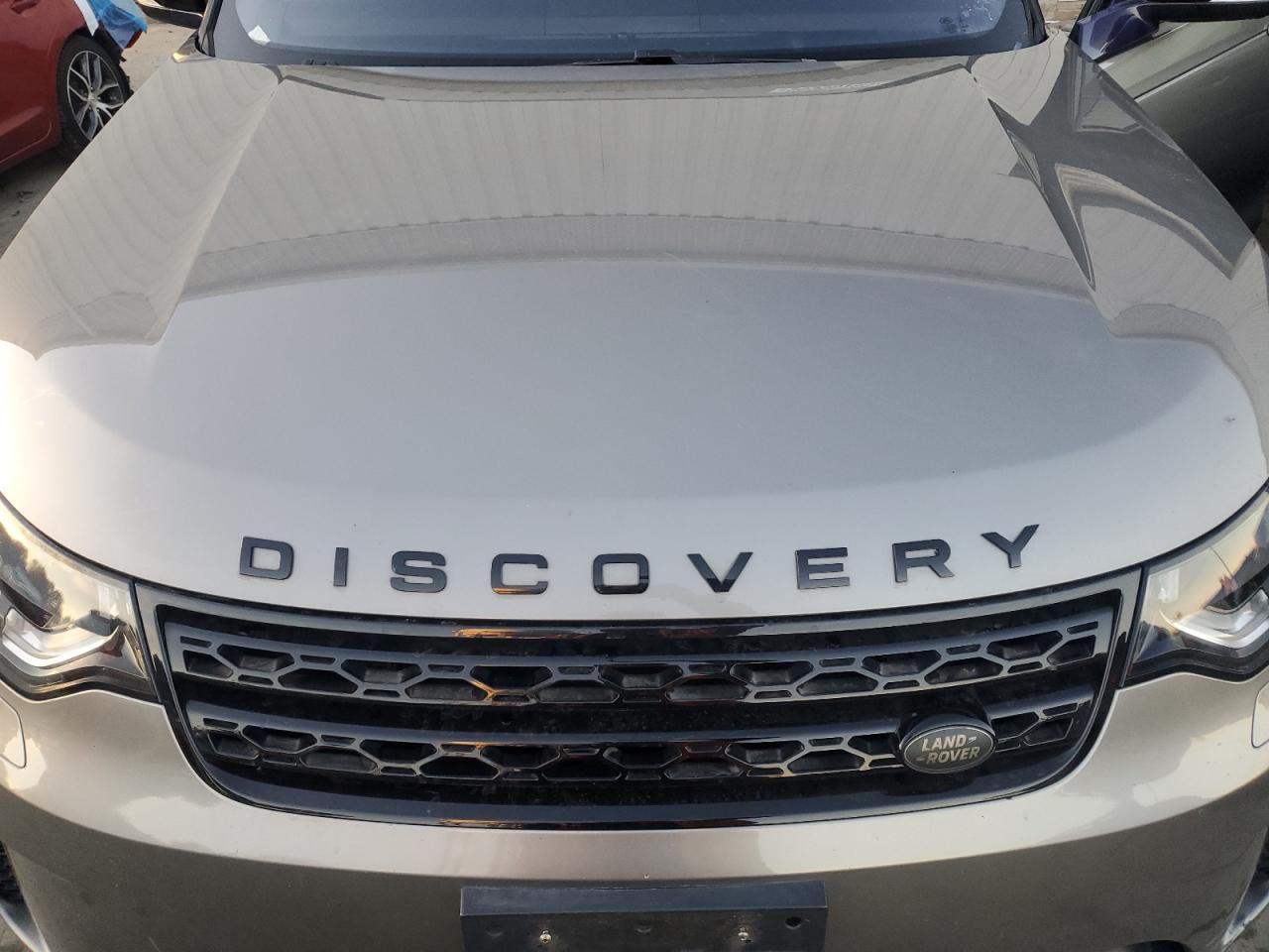 2017 Land Rover Discovery Hse Luxury VIN: SALRHBBKXHA018675 Lot: 90995785
