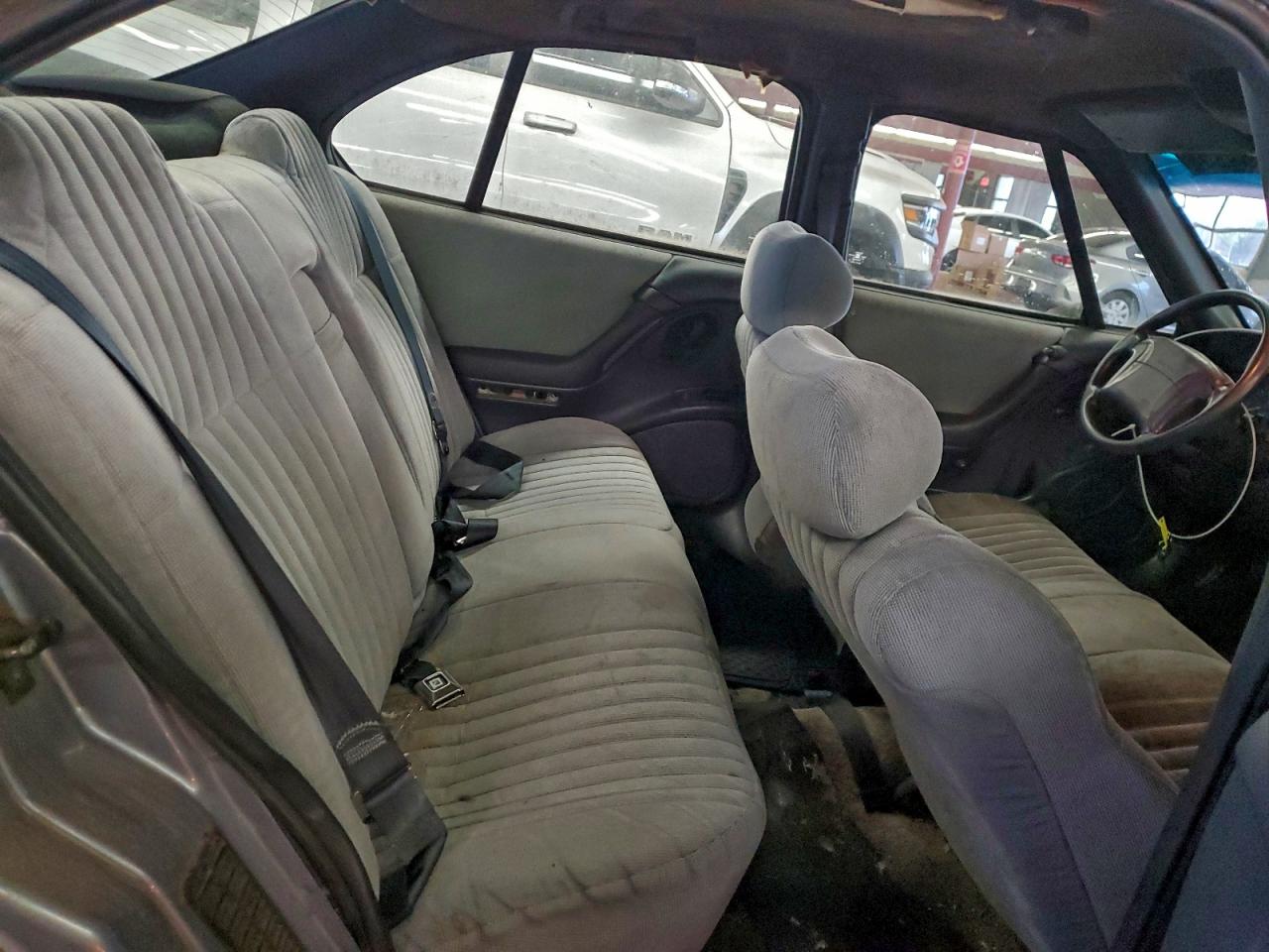 1992 Pontiac Bonneville Se VIN: 1G2HX53L4N1290993 Lot: 94539425