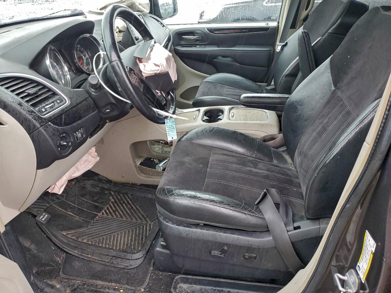 2014 Chrysler Town & Country Touring L VIN: 2C4RC1CG7ER192303 Lot: 94315015