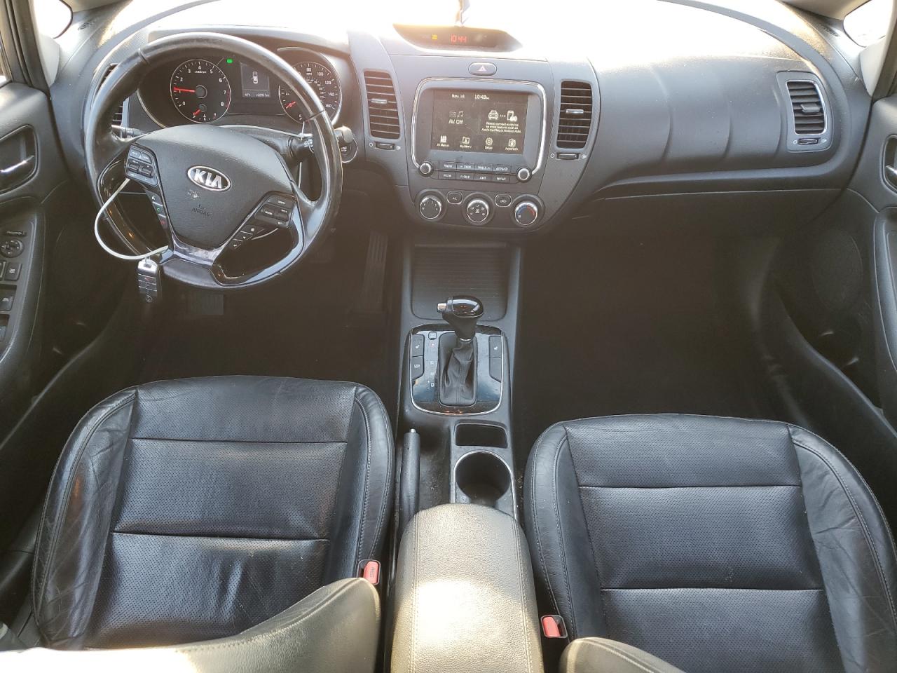 2017 Kia Forte Ex VIN: KNAFX5A88H5715515 Lot: 92656435