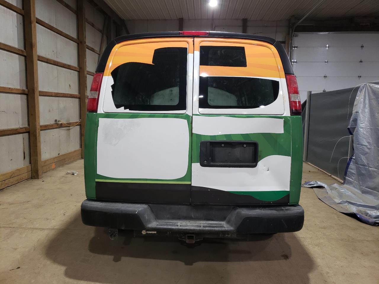 2017 Chevrolet Express G3500 Delivery Van VIN: 1GCZGHFG1H1111250 Lot: 92835825