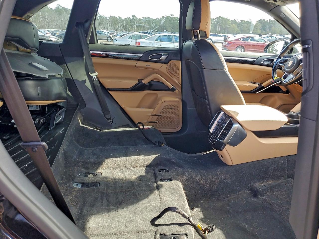 2017 Porsche Cayenne VIN: WP1AA2A21HKA90299 Lot: 93787645