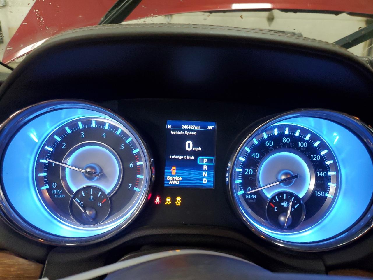 2013 Chrysler 300C Luxury VIN: 2C3CCAST2DH567592 Lot: 92953435