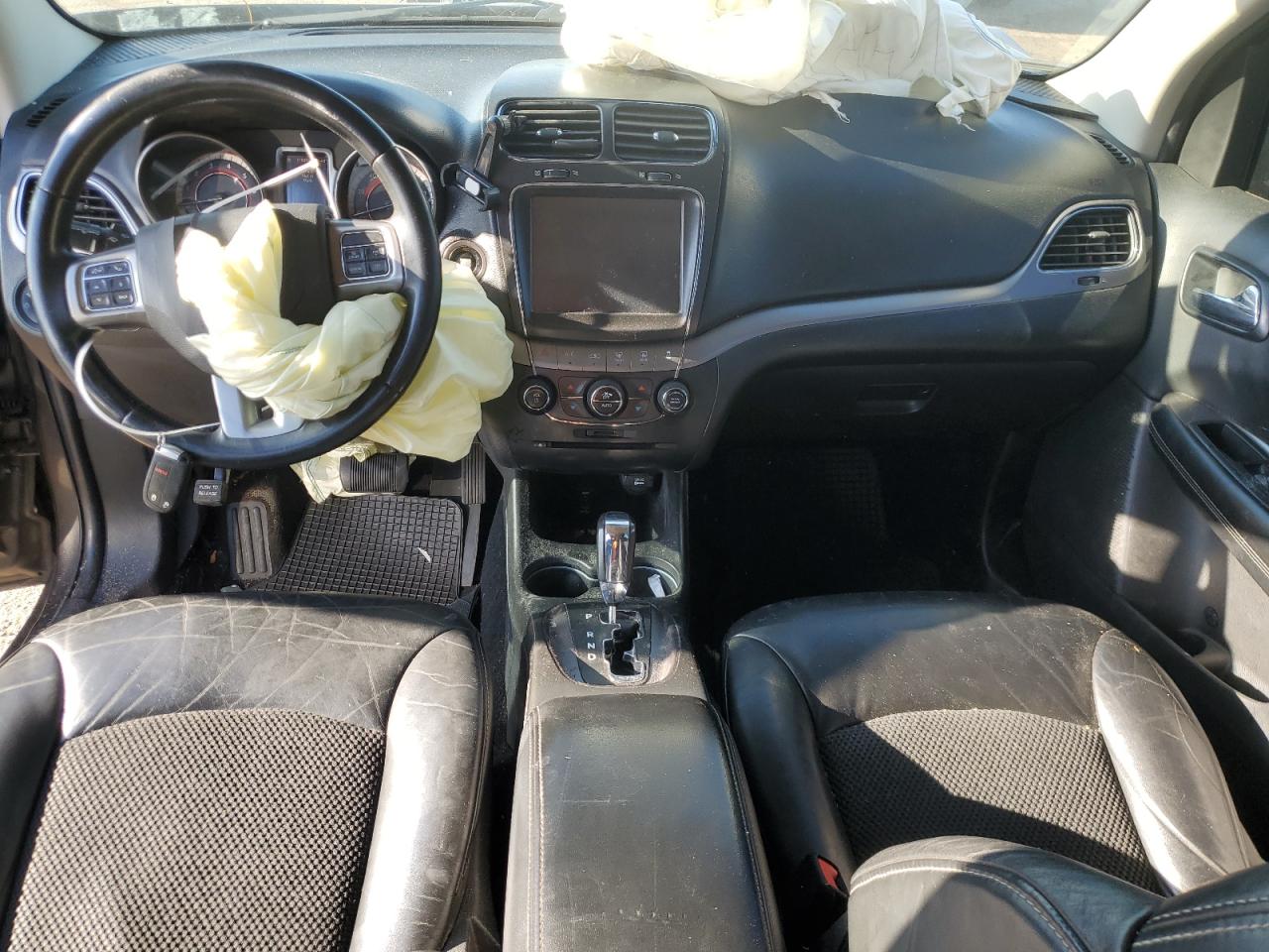 2017 Dodge Journey Crossroad VIN: 3C4PDCGG8HT633609 Lot: 92611605