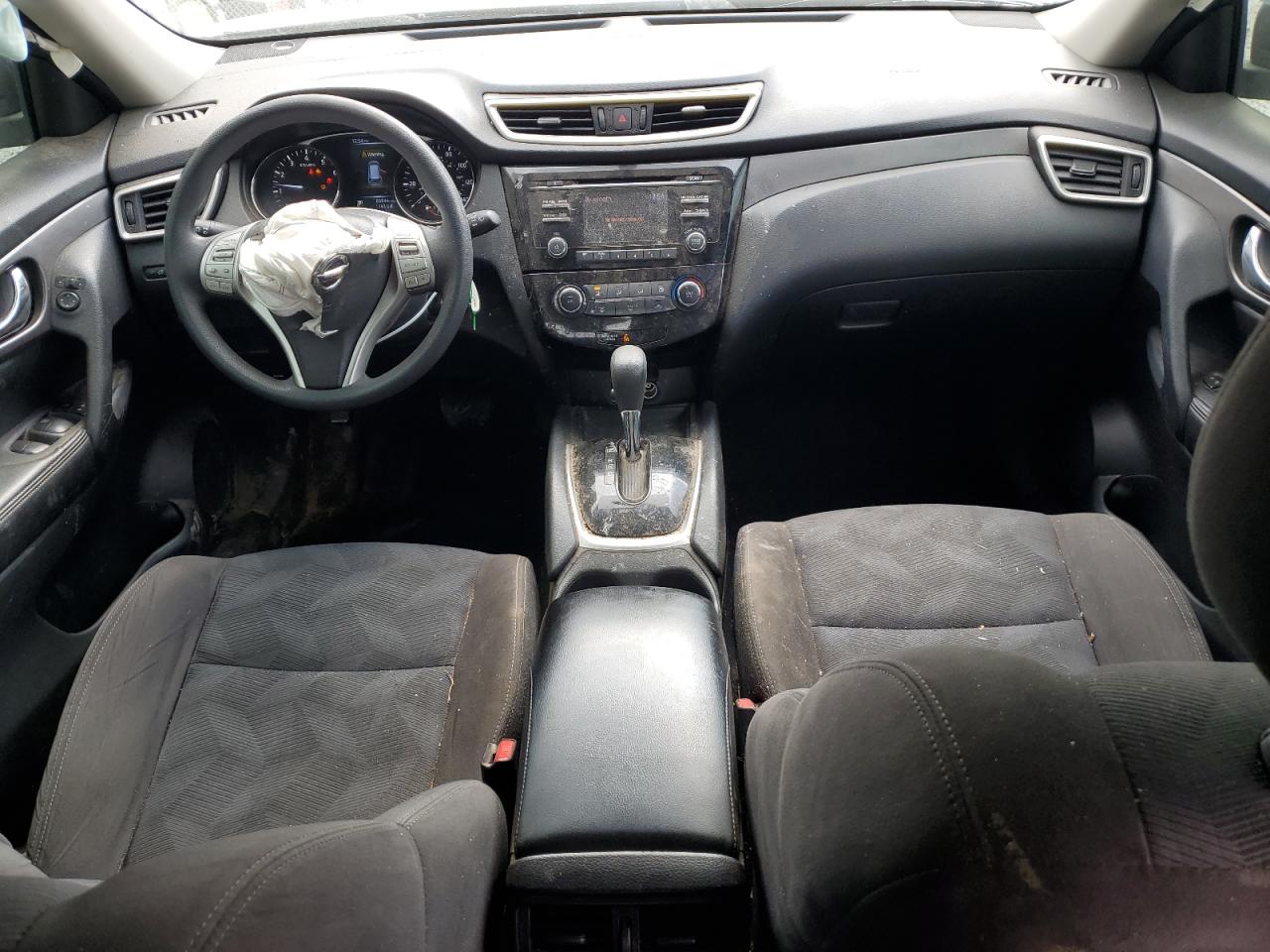 2015 Nissan Rogue S VIN: KNMAT2MTXFP582412 Lot: 93243155