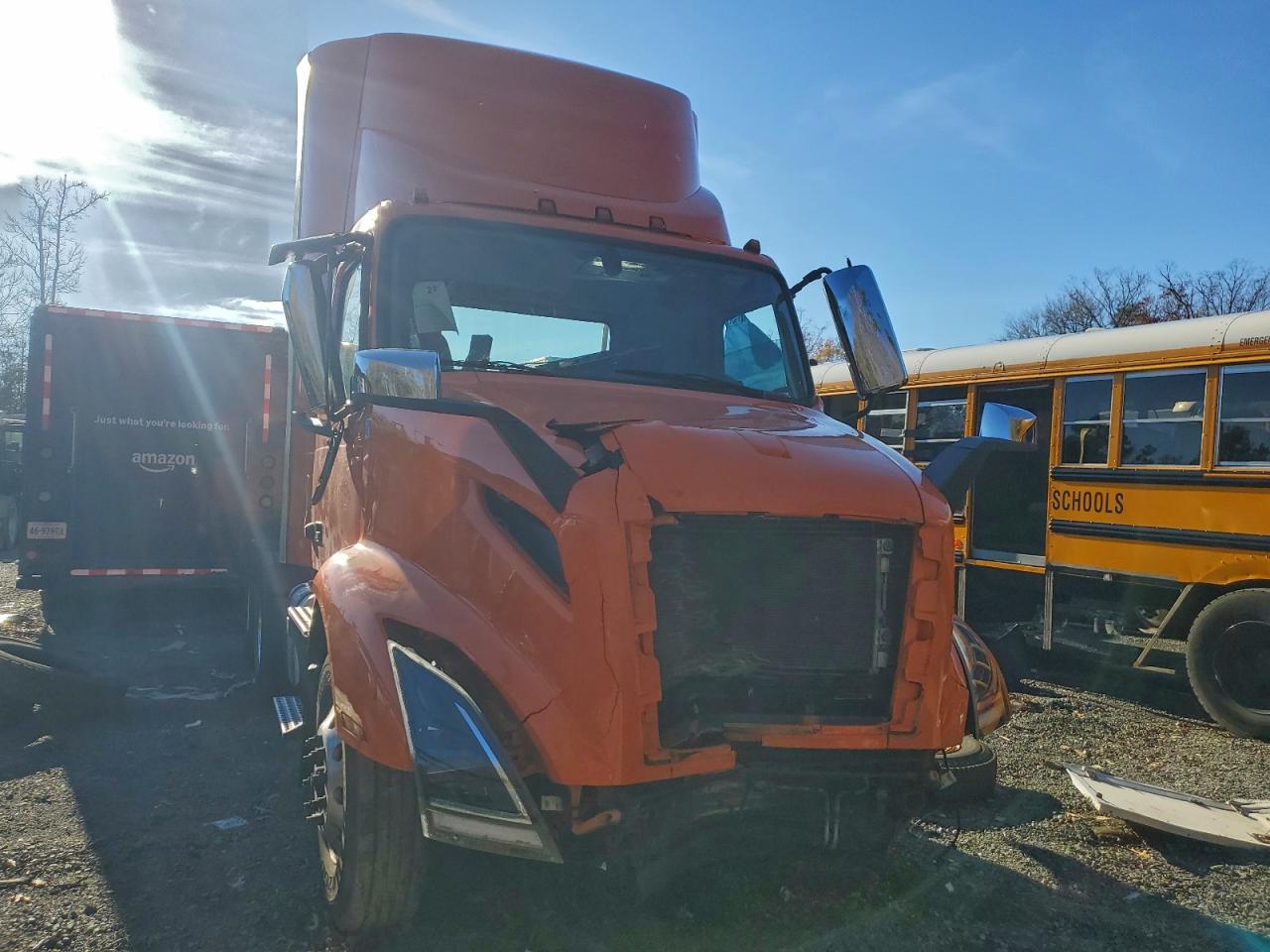 2021 Volvo Vnr Semi Truck VIN: 4V4WC9EH9MN286433 Lot: 92018865