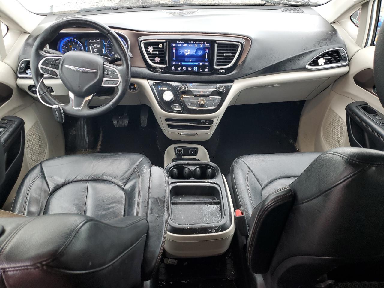 2017 Chrysler Pacifica Touring L VIN: 2C4RC1BG6HR511129 Lot: 90645495