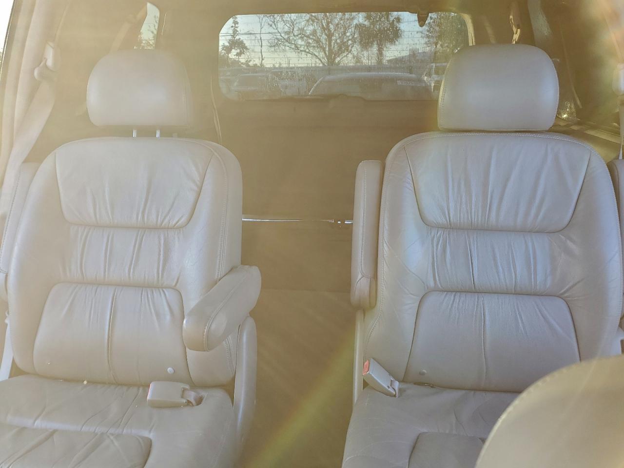 2003 Honda Odyssey Exl VIN: 5FNRL18913B026670 Lot: 93392375