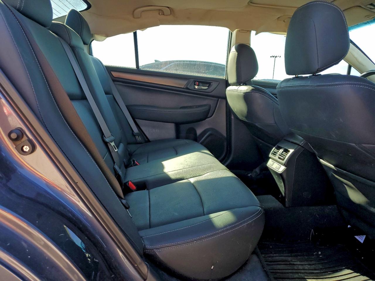 2016 Subaru Legacy 2.5I Limited VIN: 4S3BNBN69G3027046 Lot: 93986675