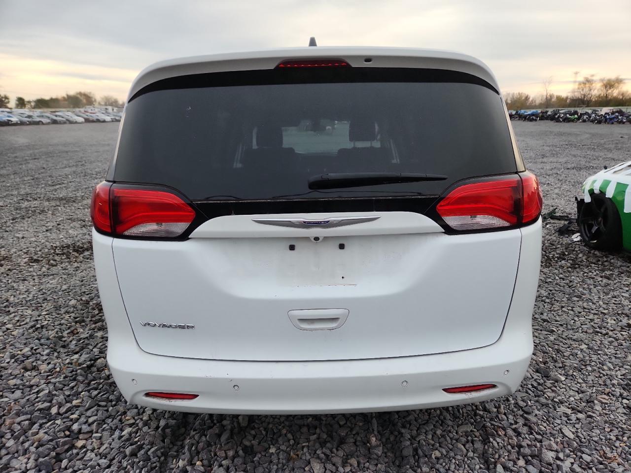 2020 Chrysler Voyager L VIN: 2C4RC1AG5LR105451 Lot: 91327485