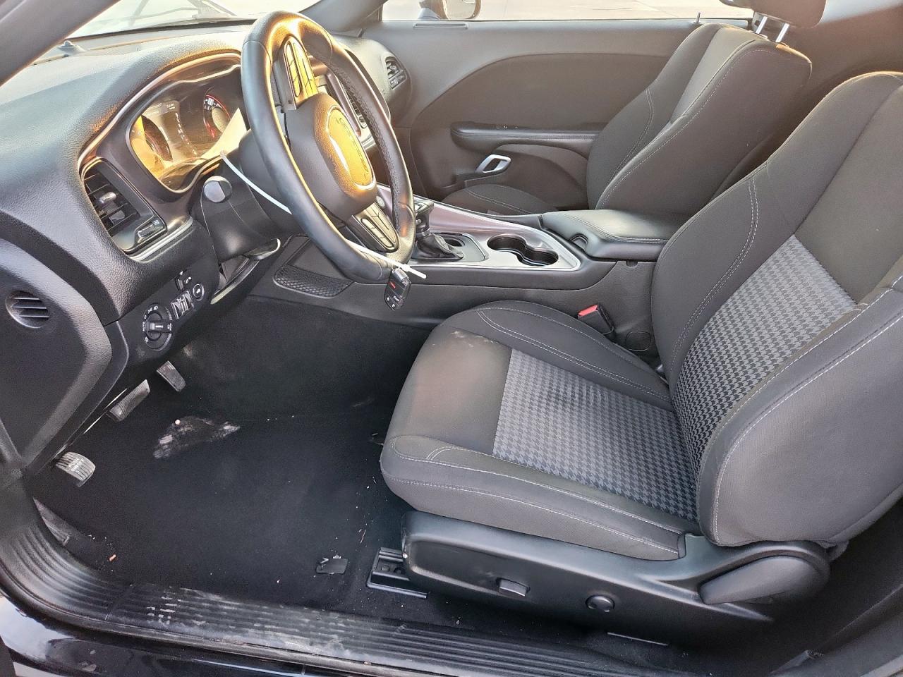 2022 Dodge Challenger Sxt VIN: 2C3CDZAG8NH132075 Lot: 93560725