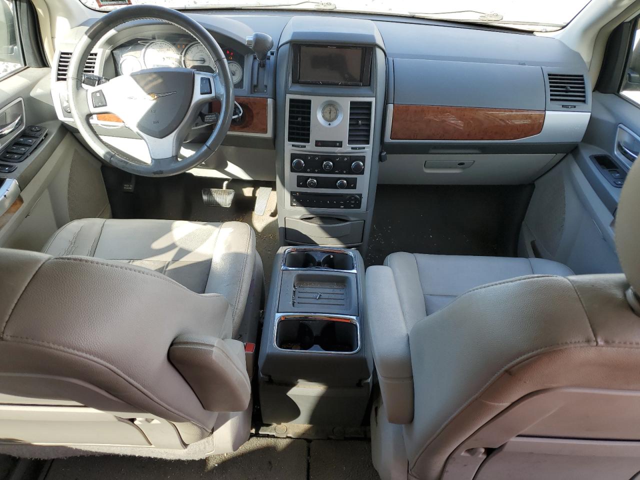 2008 Chrysler Town & Country Touring VIN: 2A8HR54P18R815783 Lot: 91580755