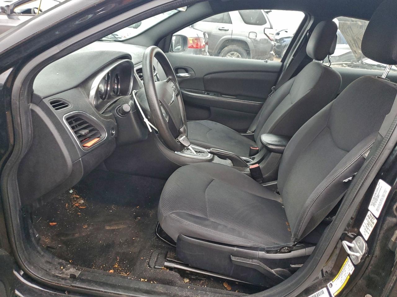 2013 Chrysler 200 Lx VIN: 1C3CCBAB7DN641594 Lot: 92795685