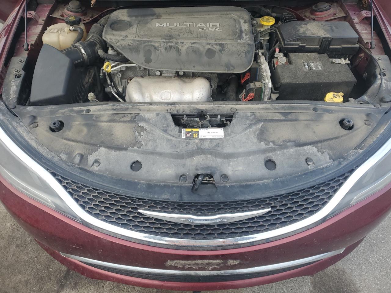 2015 Chrysler 200 Limited VIN: 1C3CCCAB4FN692138 Lot: 92008965